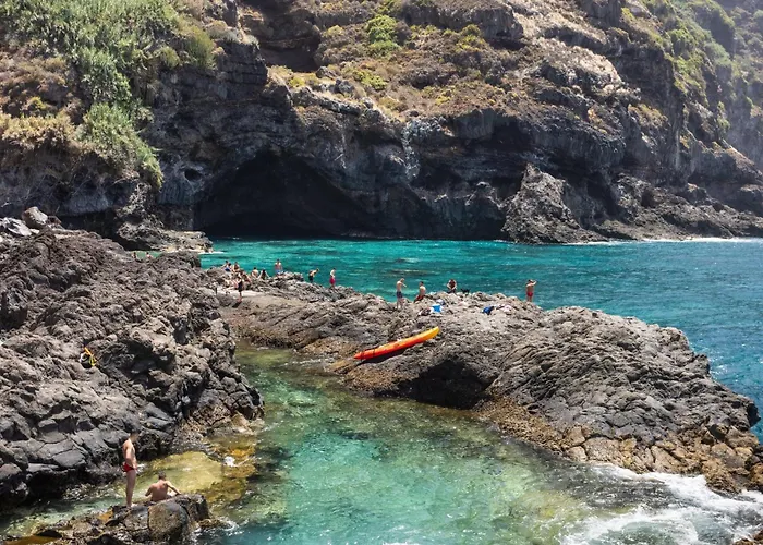 Eden Rentals Sunset El Sauzal Luxury Heated Pool Villa *