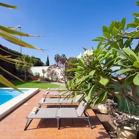 Eden Sunset El With Heated Pool Вилла